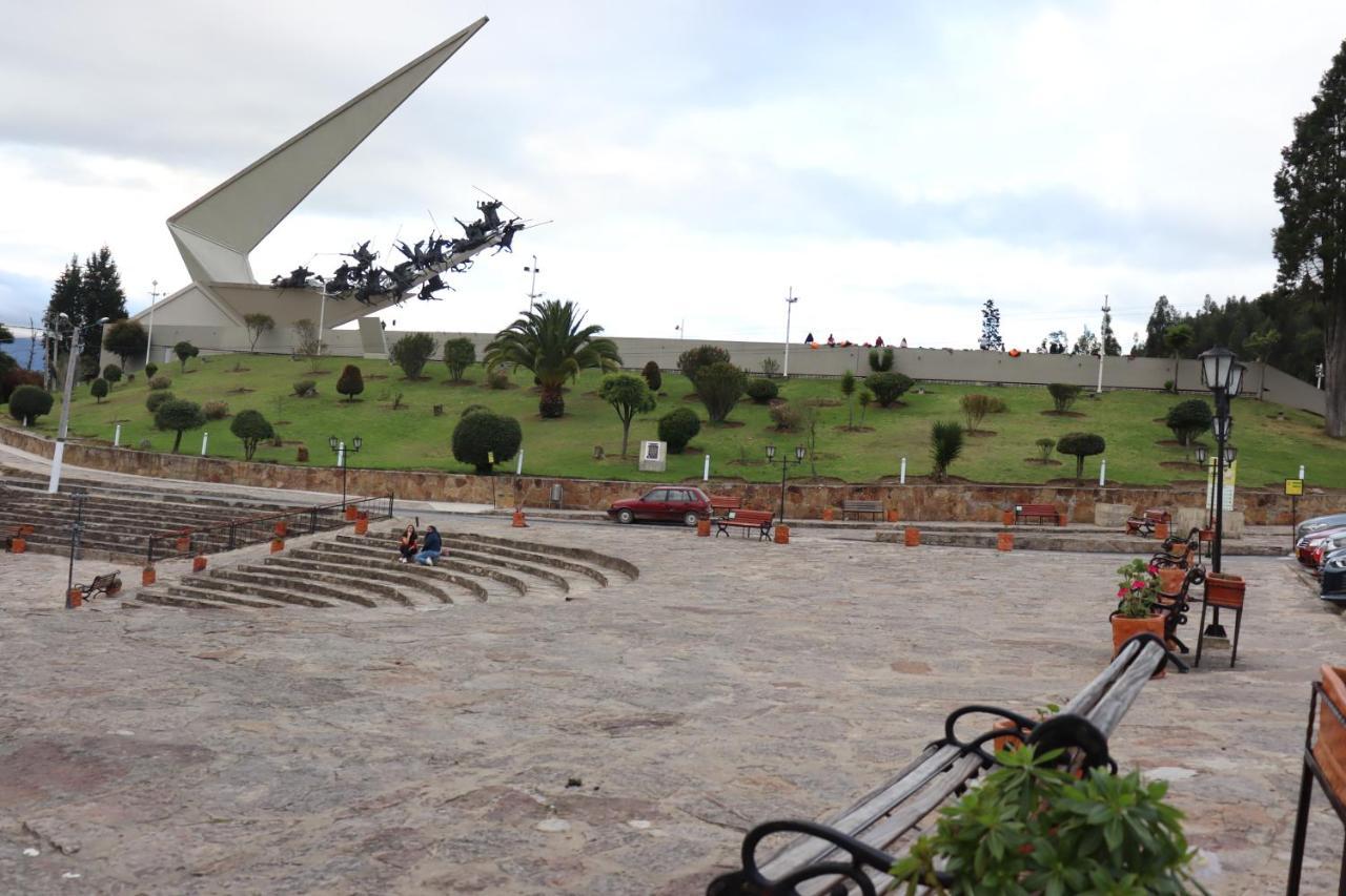 Hotel Lancers - Pantano De Vargas Paipa Boyaca Extérieur photo