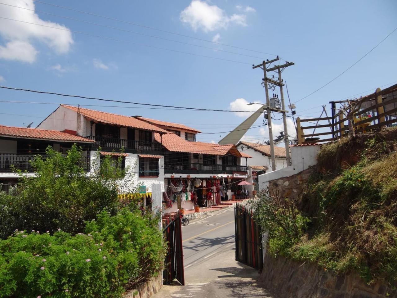 Hotel Lancers - Pantano De Vargas Paipa Boyaca Extérieur photo